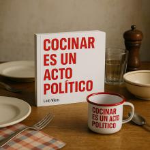 Un manifiesto, una carcajada y una cucharada de identidad. Este no es un libro de cocina. Es un libro sobre el poder de la comida para emocionarte, para discutir, para abrazar sin manos y defender el gusto como si fuera un derecho humano. No trae recetas. Pero sí verdades condimentadas.