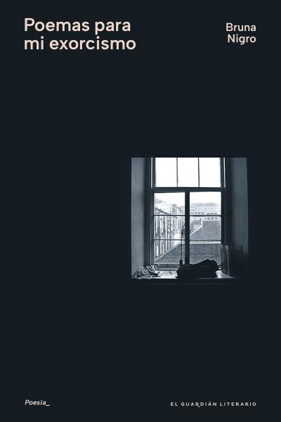 Esta obra poética nace de la urgencia. Palabras escritas con apuro, como si al demorarse pudieran escaparse para siempre. Poemas que irrumpen cuando ya no es posible callar, cuando las voces exigen salir o amenazan con ahogarse adentro. Primero vieron la luz en lugares donde la vida deja un margen de respiro: viajes en subte, salas de espera, recreos robados al trabajo. En servilletas manchadas de café, cuadernos gastados o agendas olvidadas. Casi siempre a escondidas, como si decir demasiado fuera un riesg